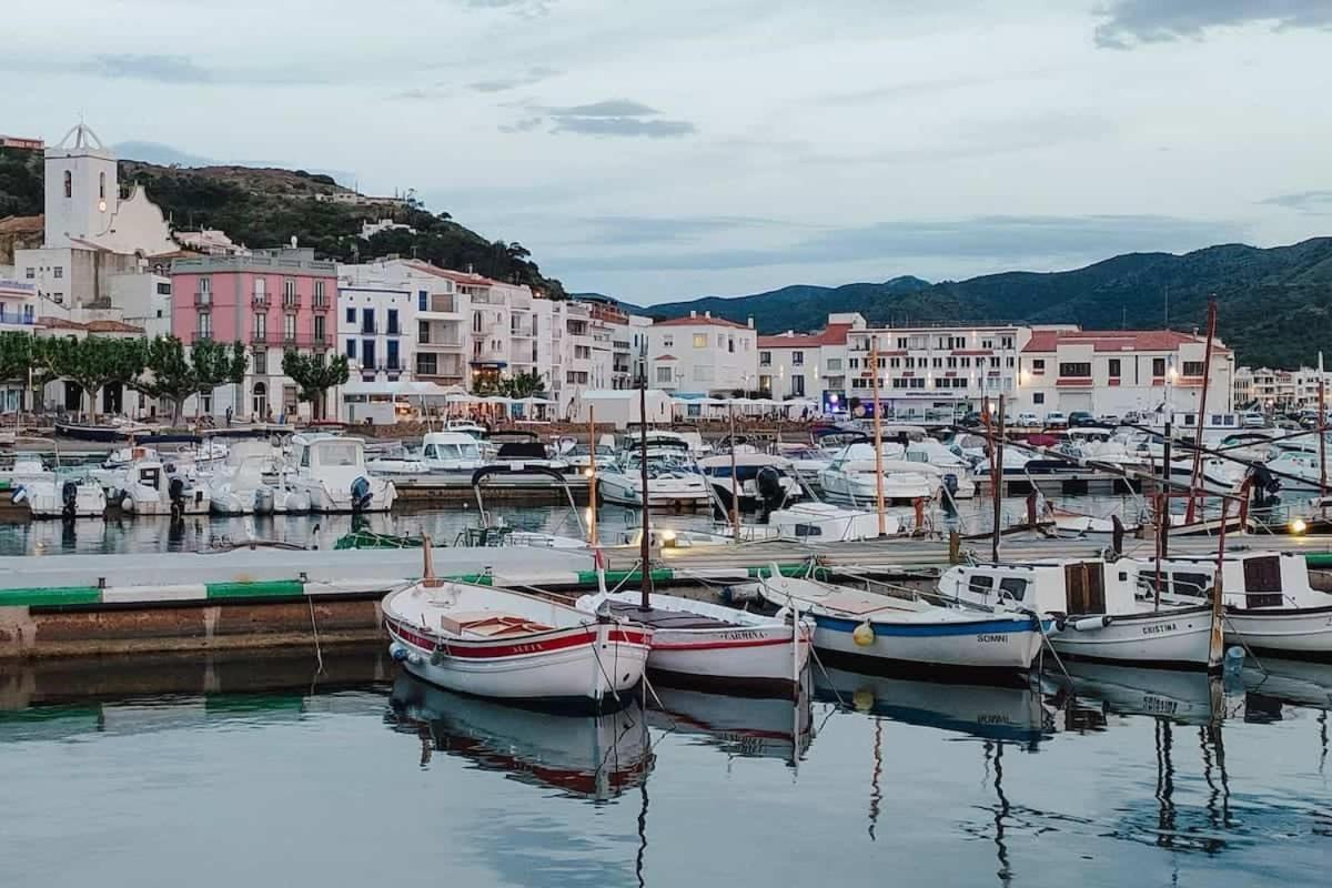 Hostal La Tina El Port De La Selva Екстериор снимка