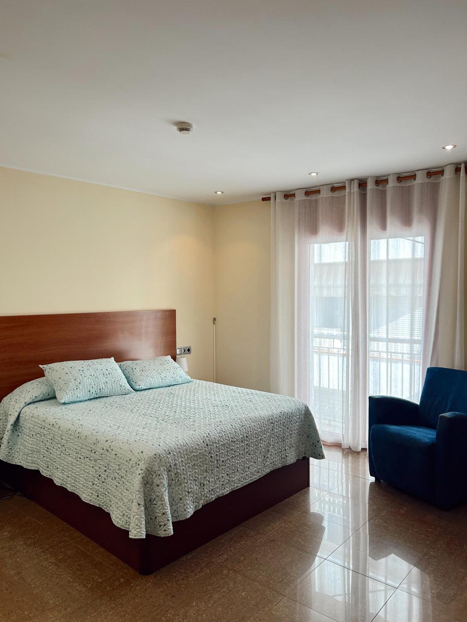Hostal La Tina El Port De La Selva Екстериор снимка